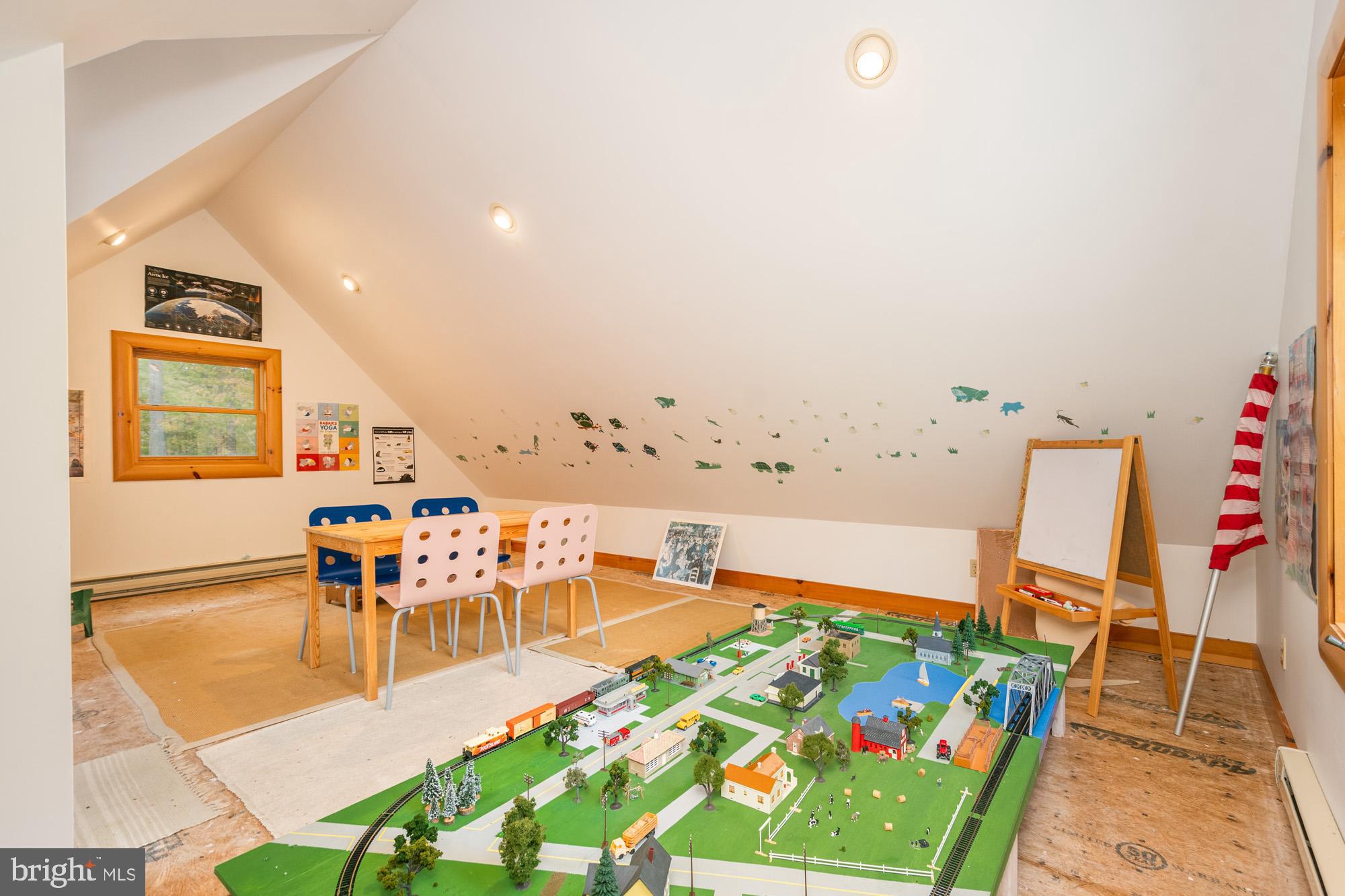 NORTH GLADE COVE - Residential