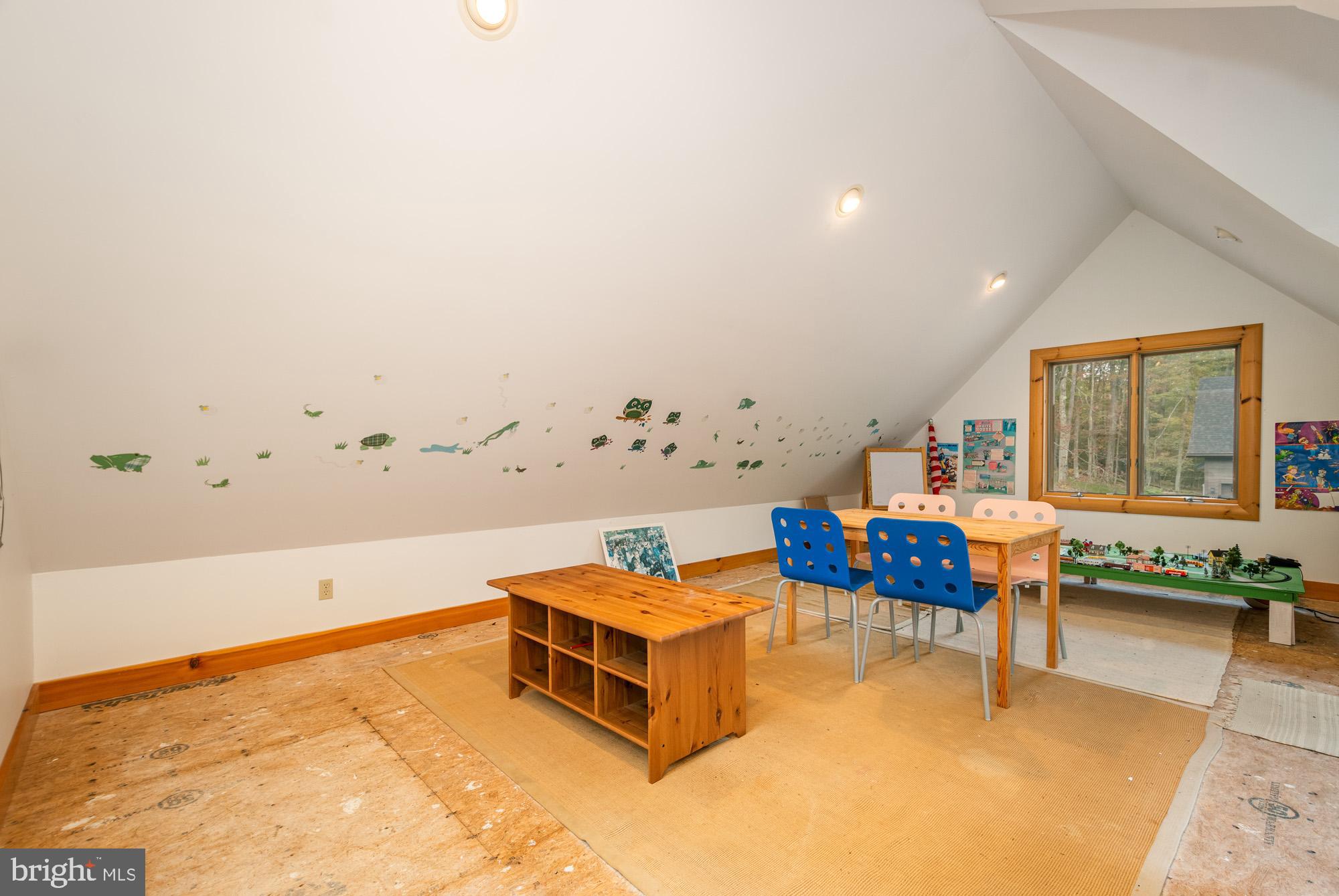 NORTH GLADE COVE - Residential