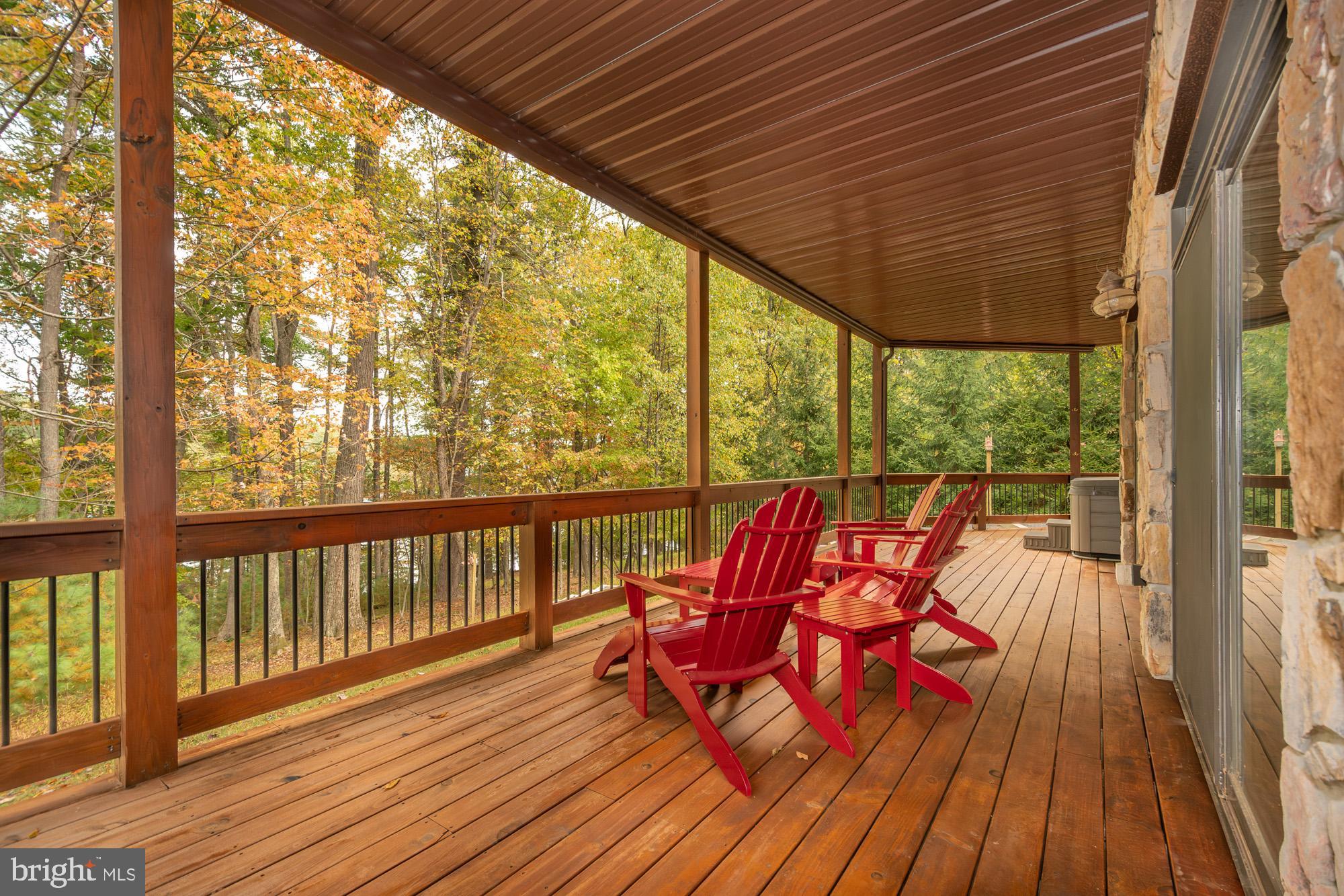 NORTH GLADE COVE - Residential