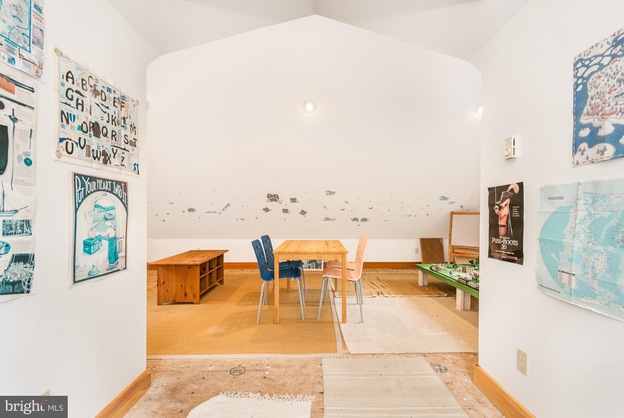 NORTH GLADE COVE - Residential