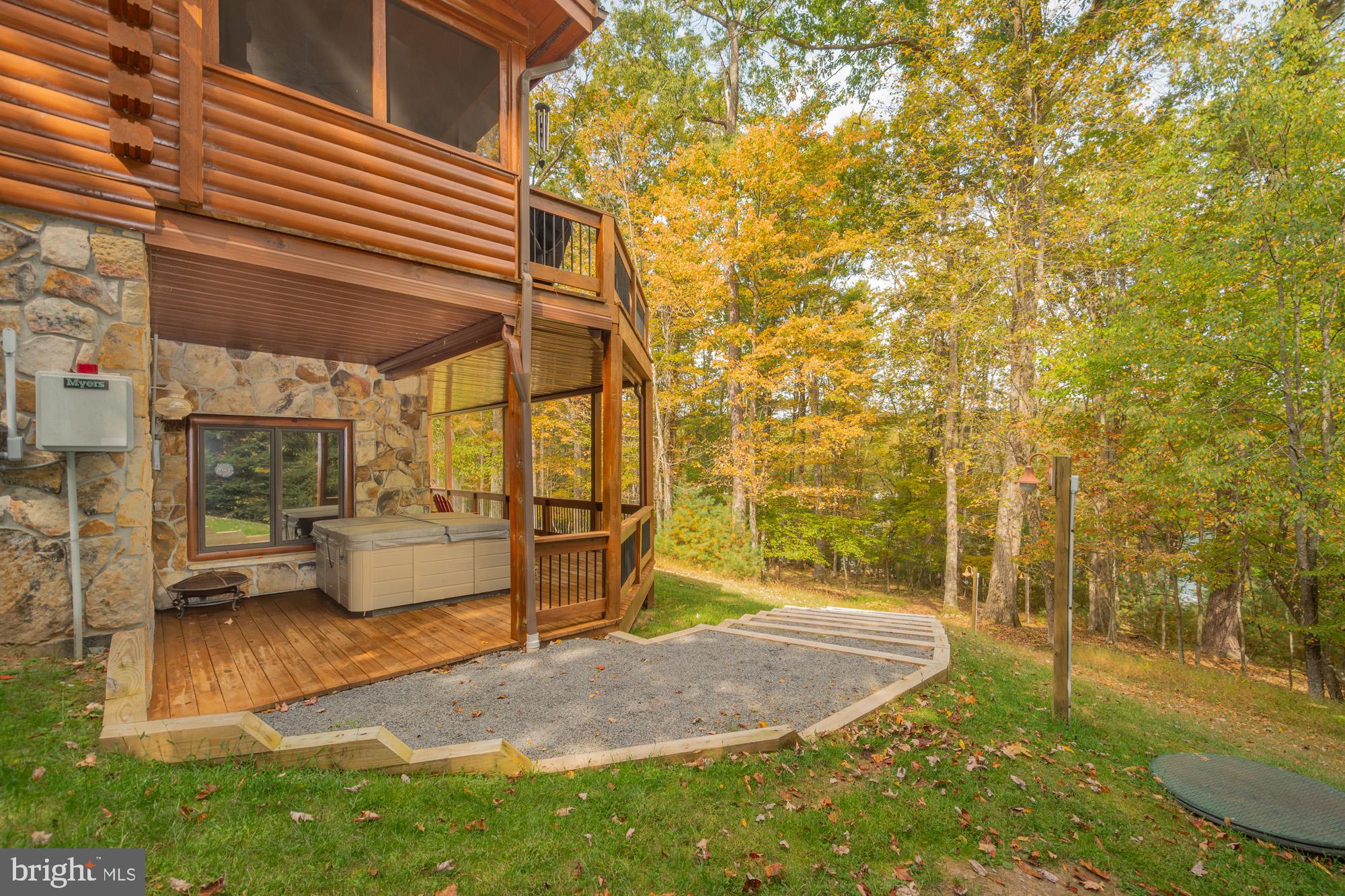 NORTH GLADE COVE - Residential