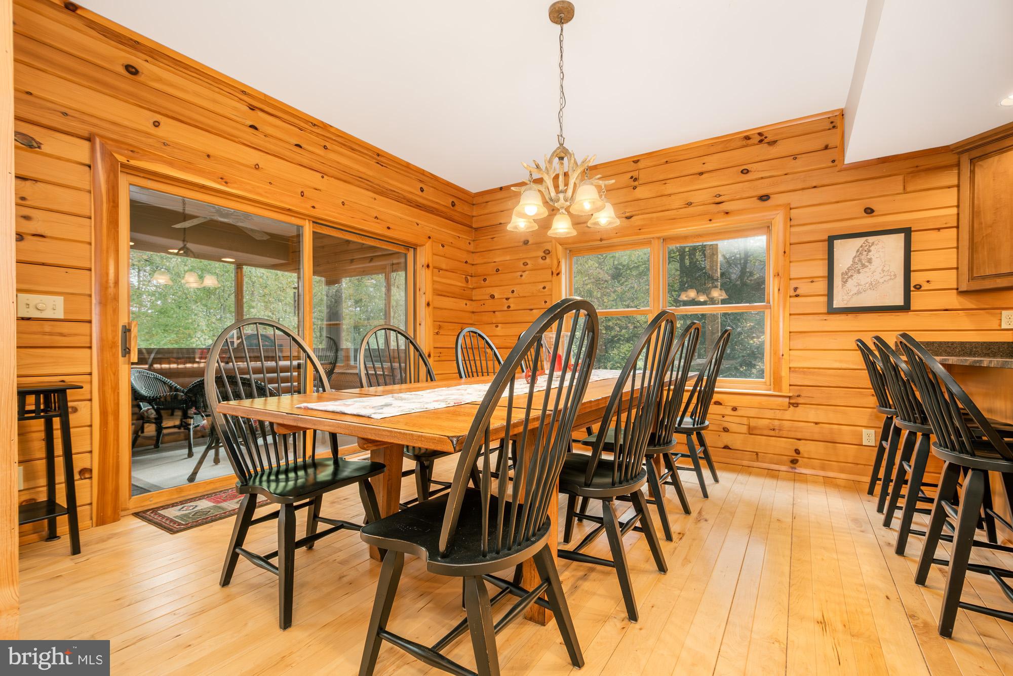 NORTH GLADE COVE - Residential