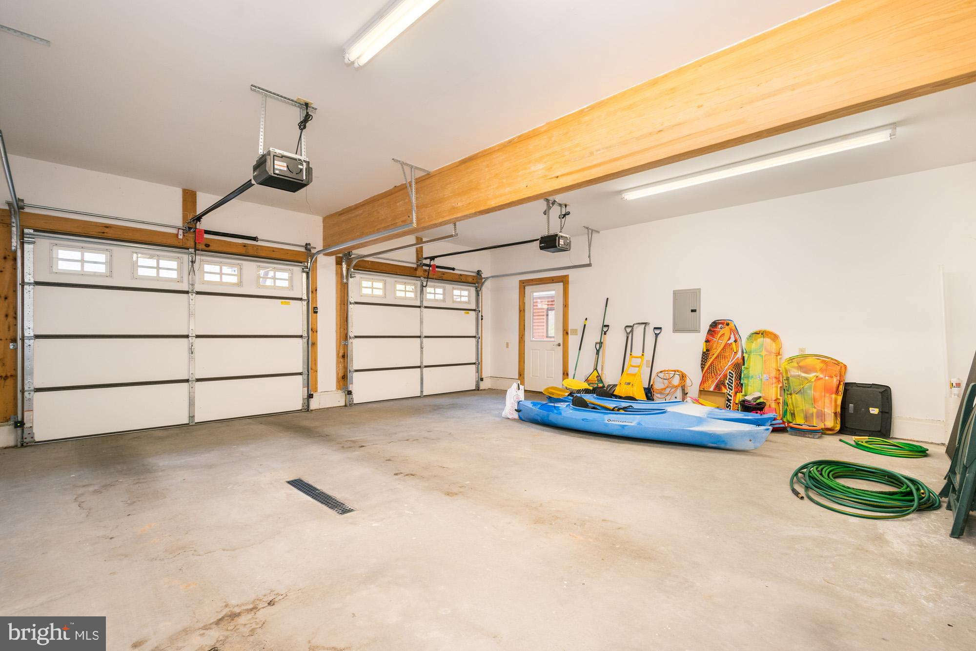 NORTH GLADE COVE - Residential