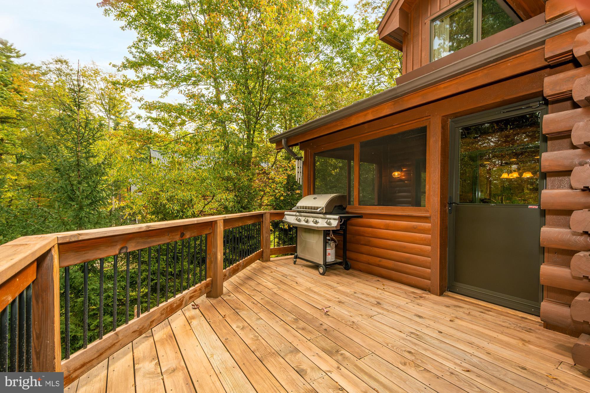 NORTH GLADE COVE - Residential