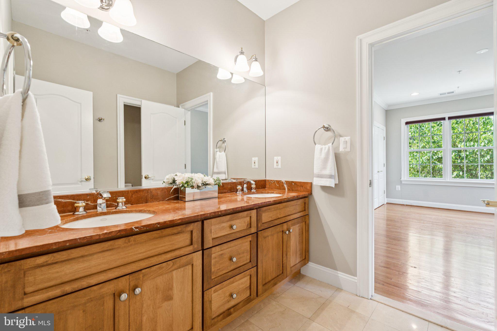 DEVONSHIRE - Residential