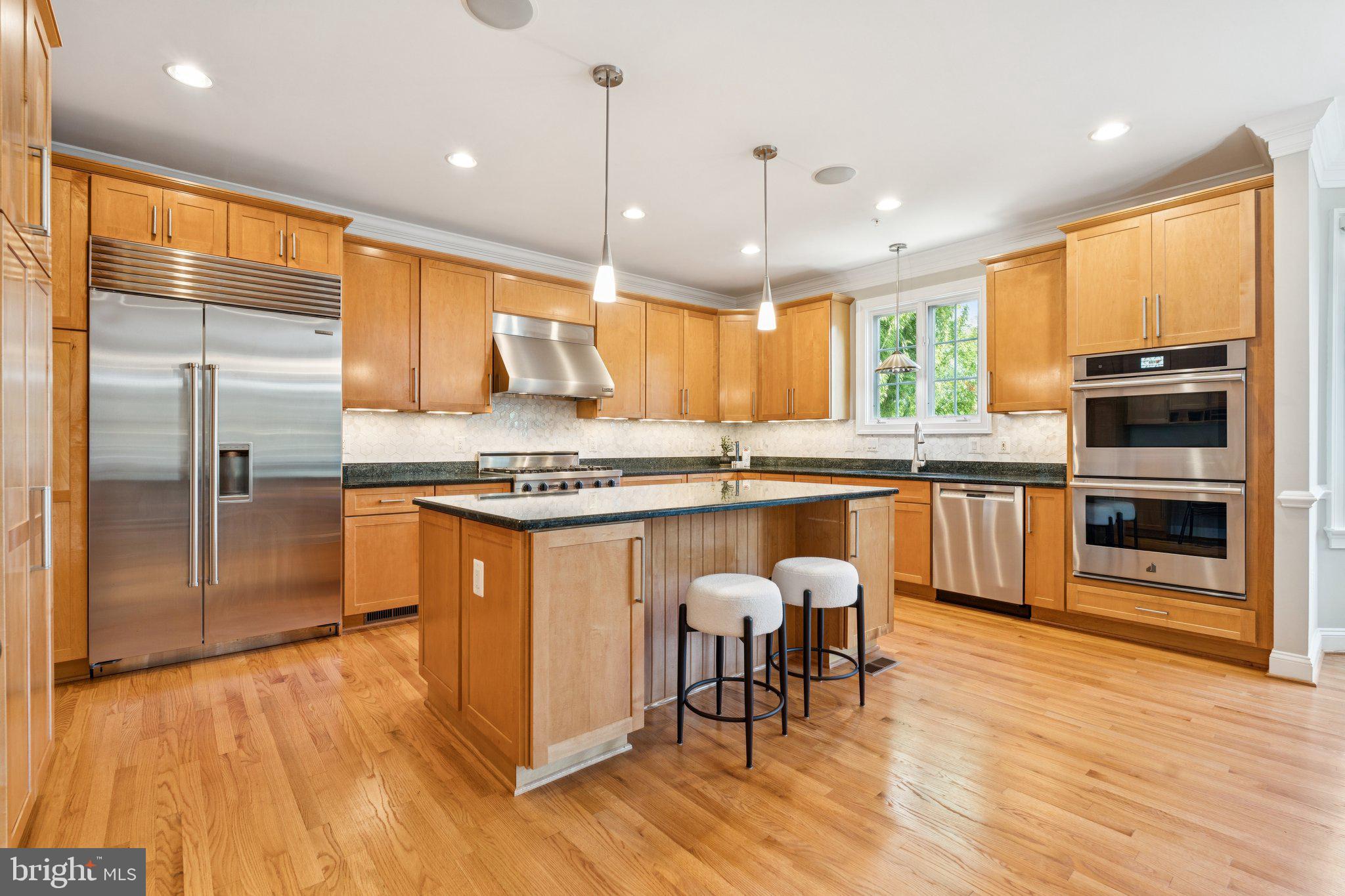 DEVONSHIRE - Residential