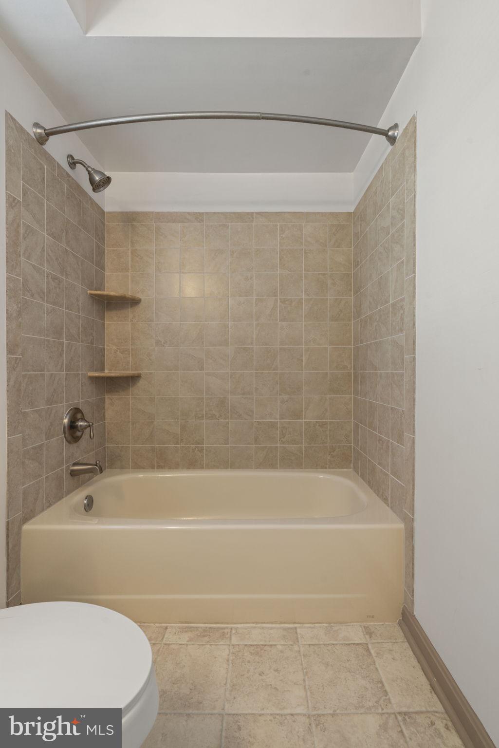 VISTA WOODS - Residential