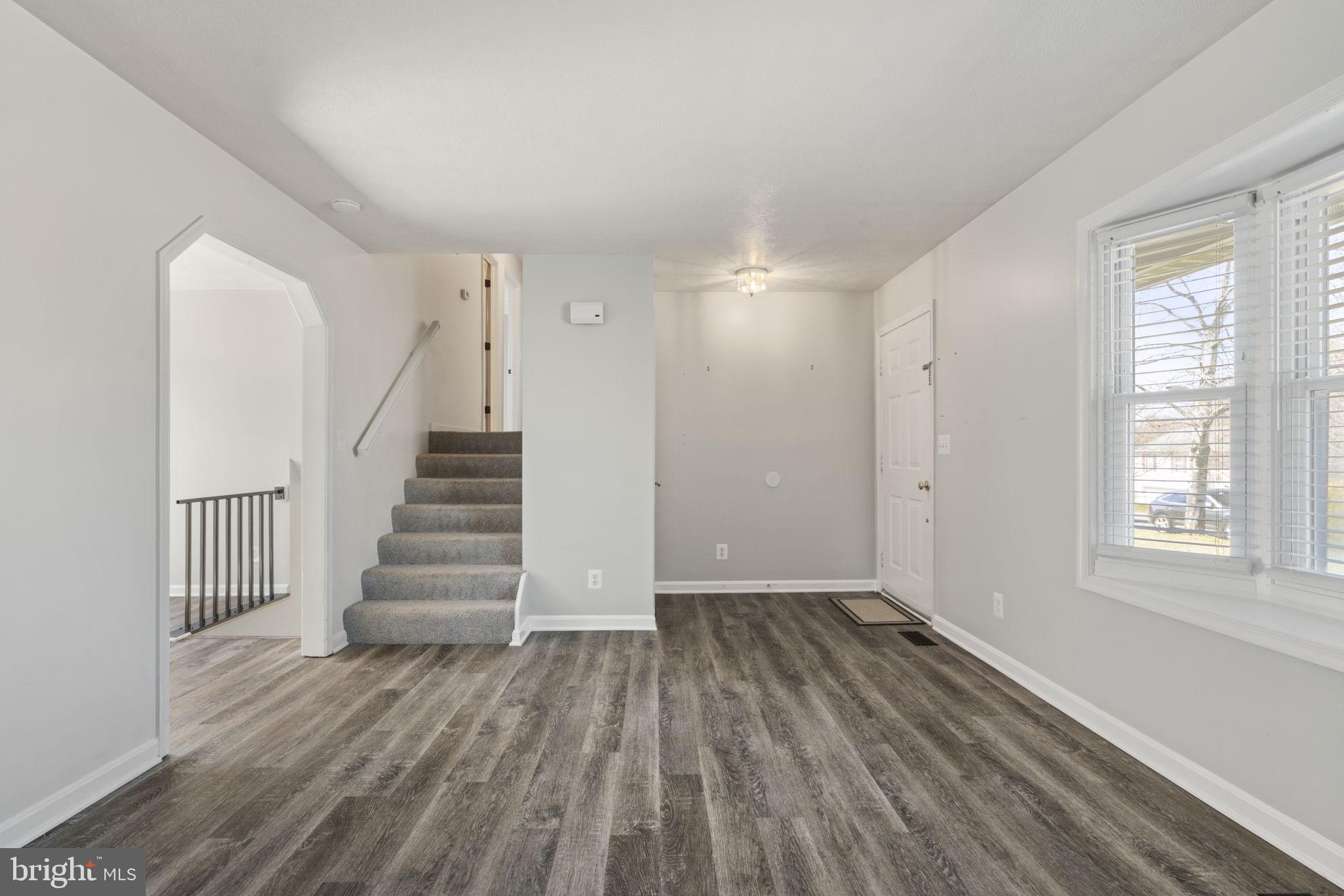 VISTA WOODS - Residential