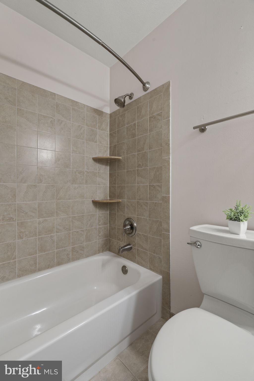 VISTA WOODS - Residential