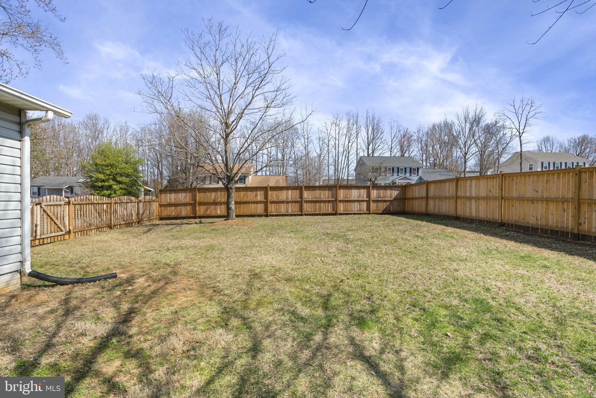 VISTA WOODS - Residential