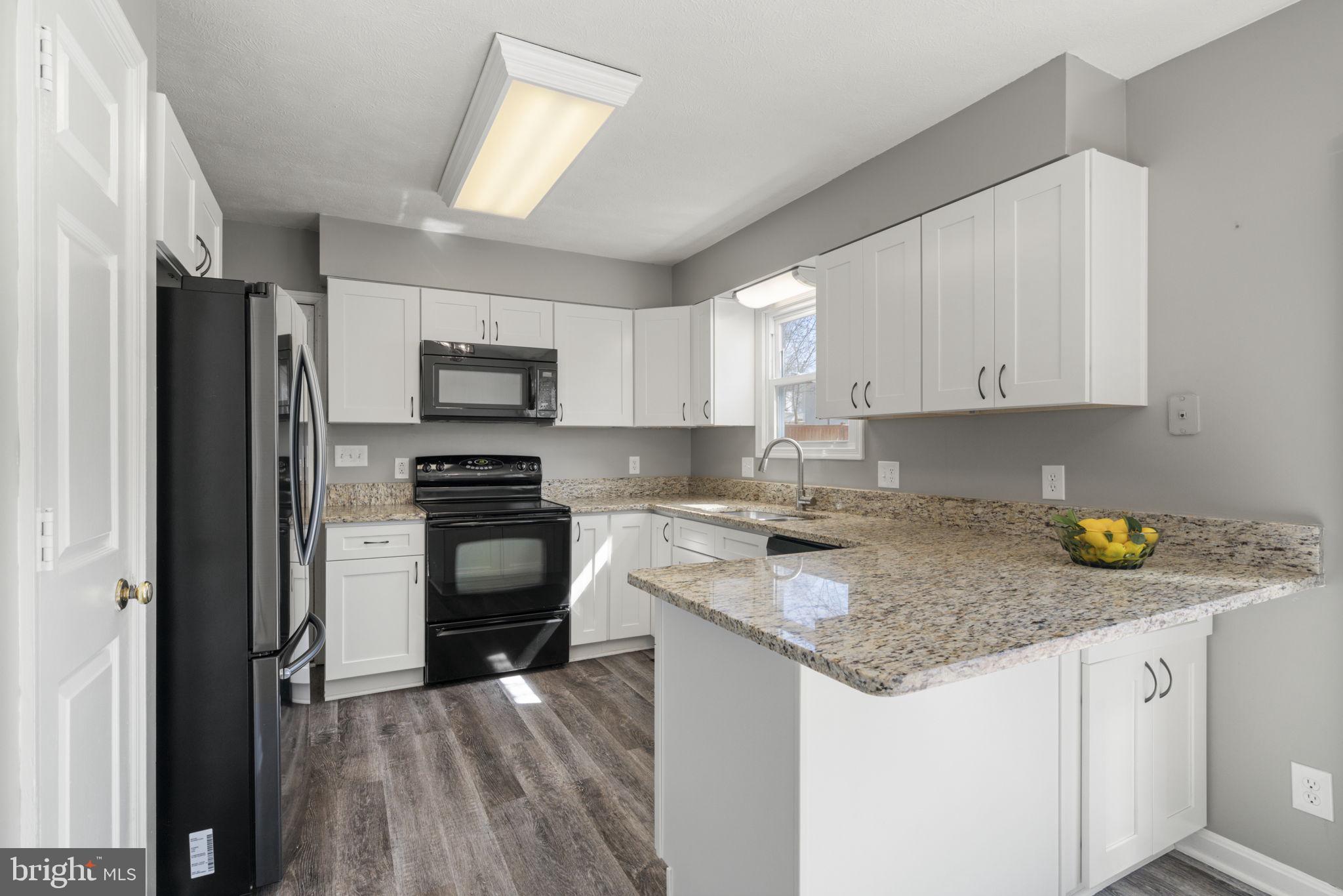 VISTA WOODS - Residential