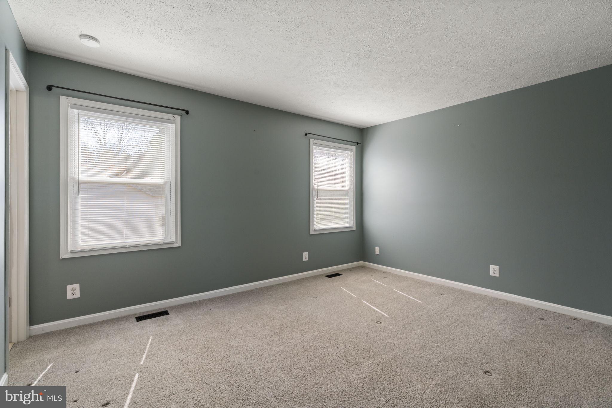 VISTA WOODS - Residential