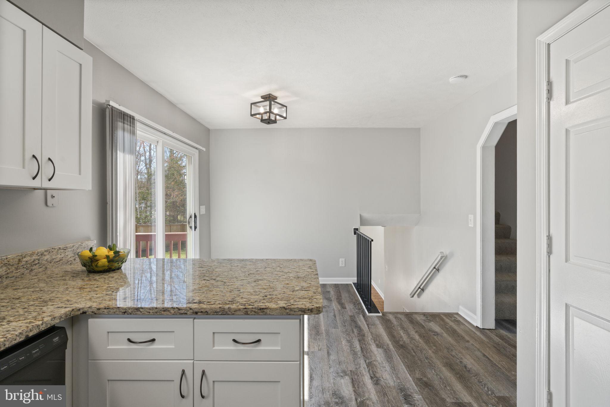 VISTA WOODS - Residential