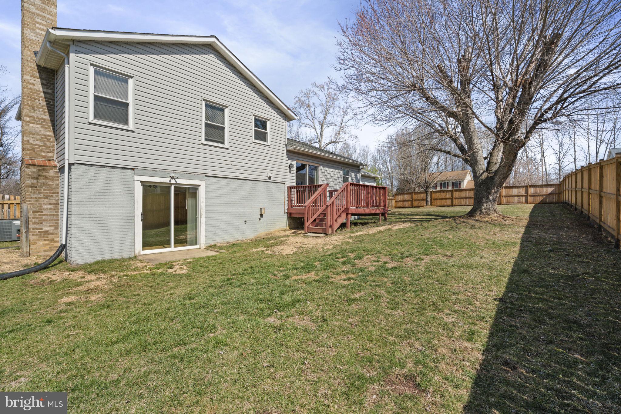 VISTA WOODS - Residential