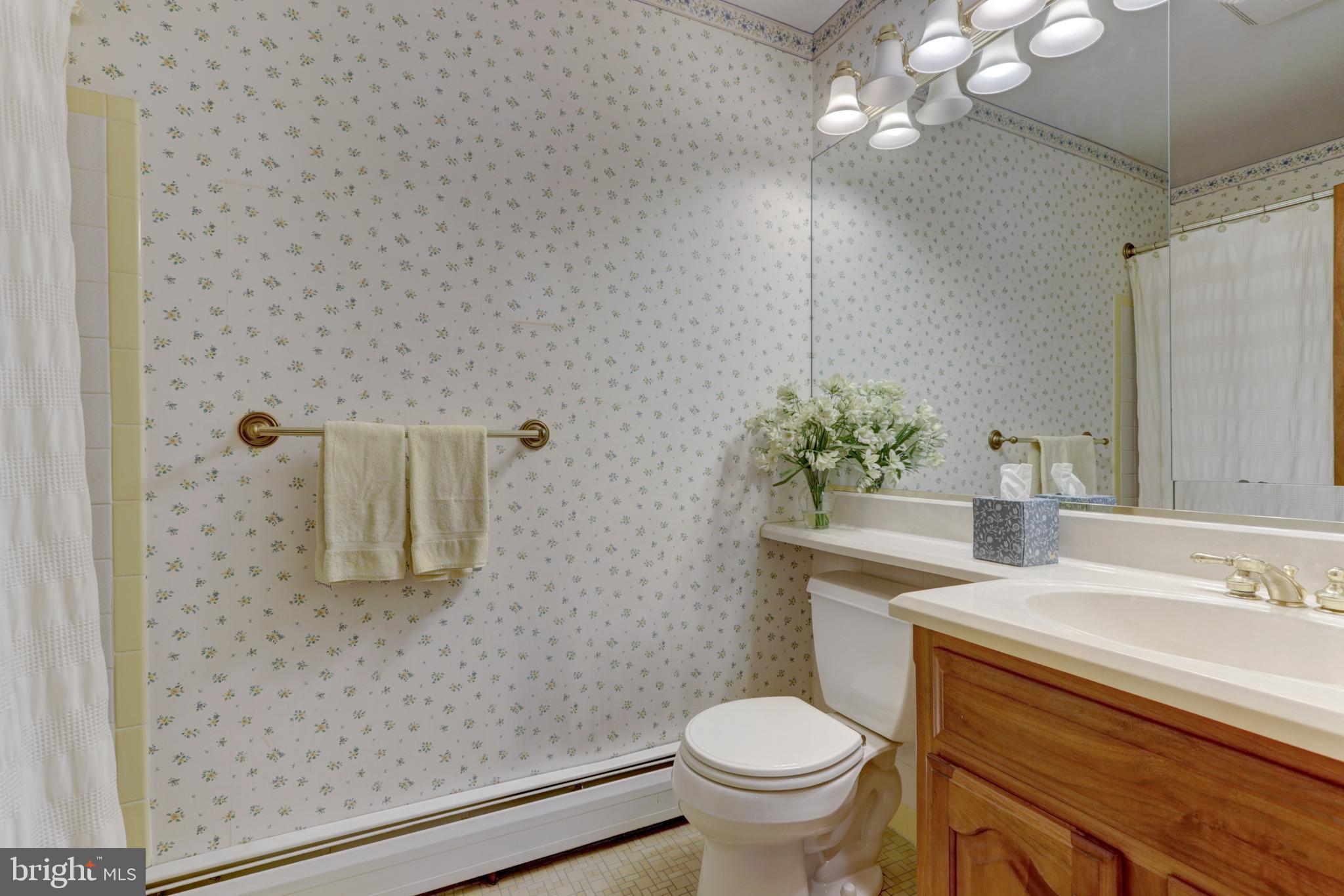 TOWER HILL - Residential