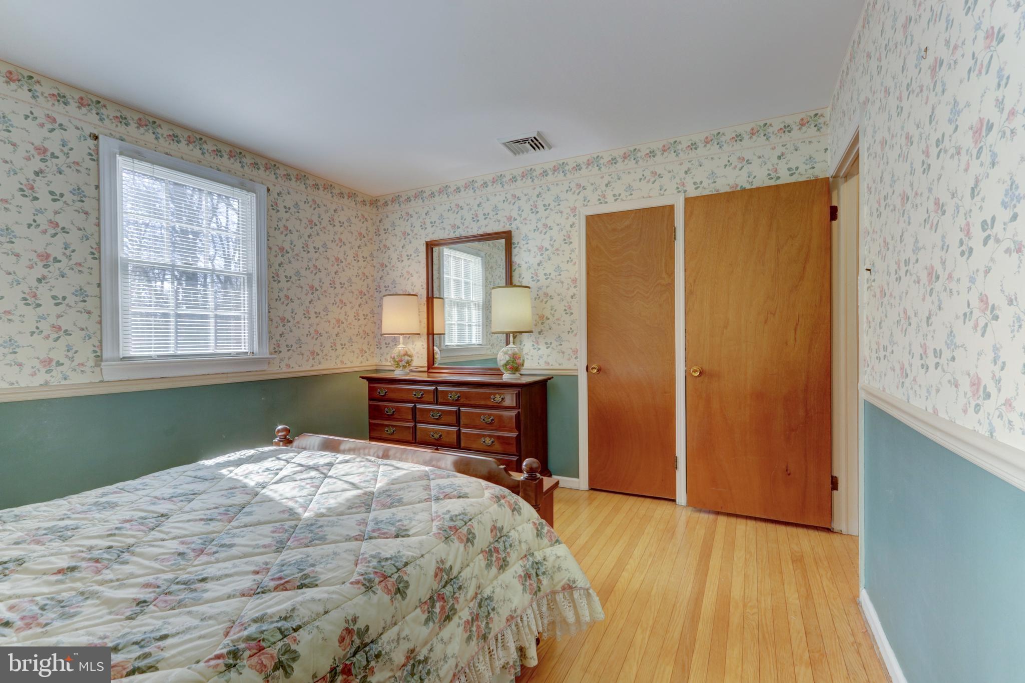 TOWER HILL - Residential