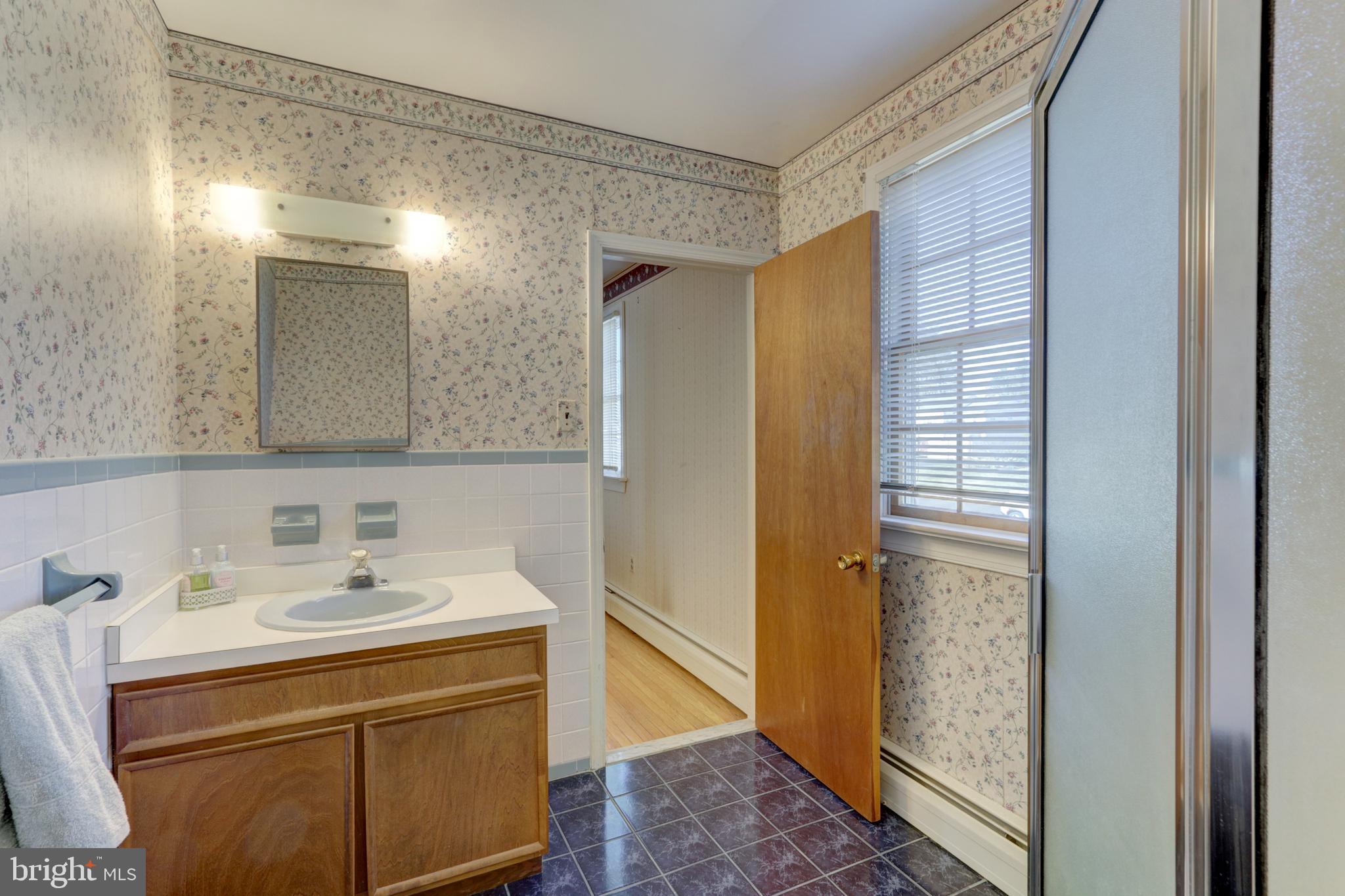 TOWER HILL - Residential