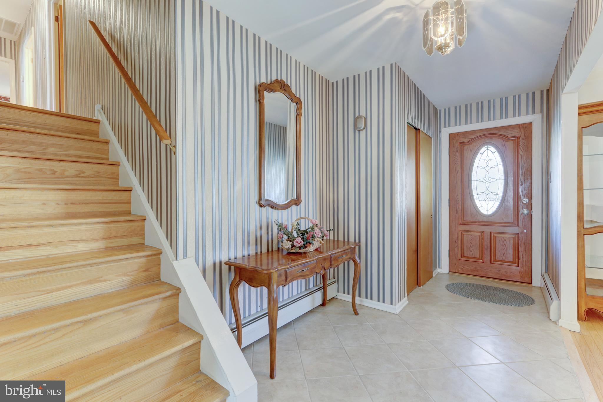 TOWER HILL - Residential