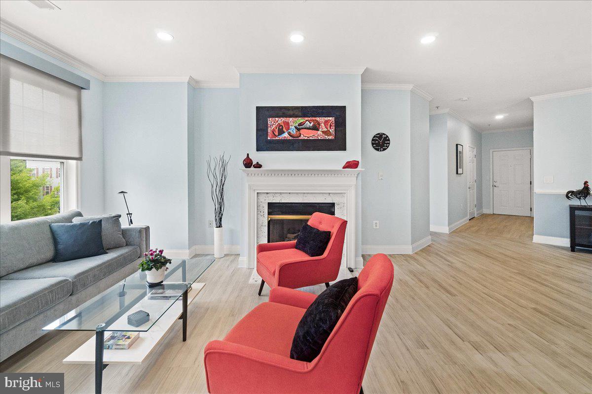 KENTLANDS - Residential