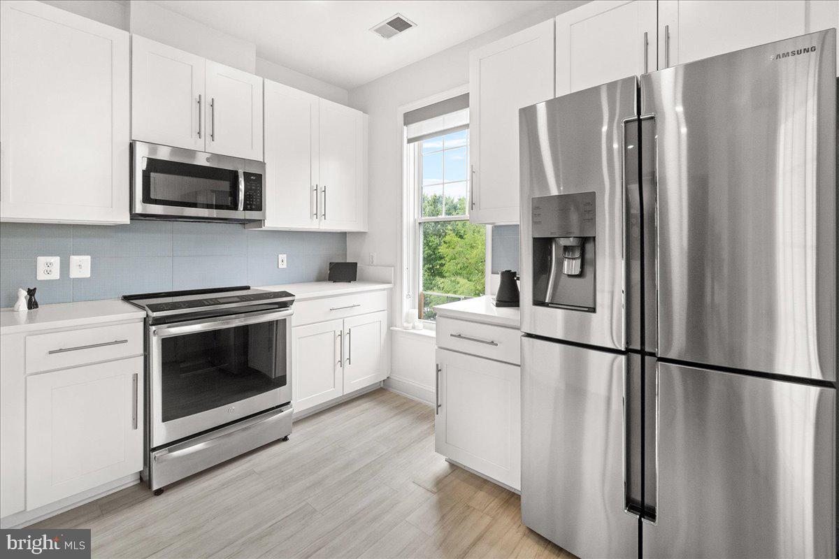 KENTLANDS - Residential