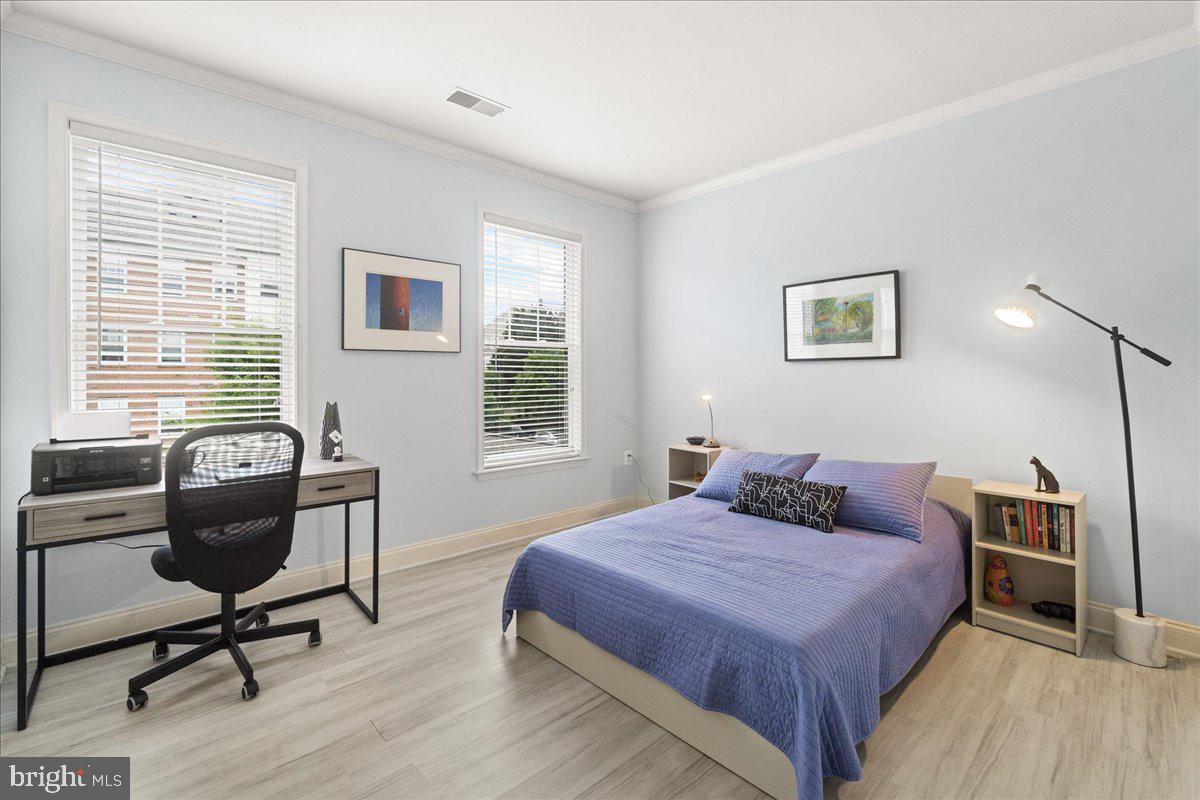 KENTLANDS - Residential