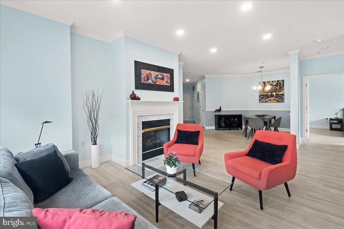 KENTLANDS - Residential