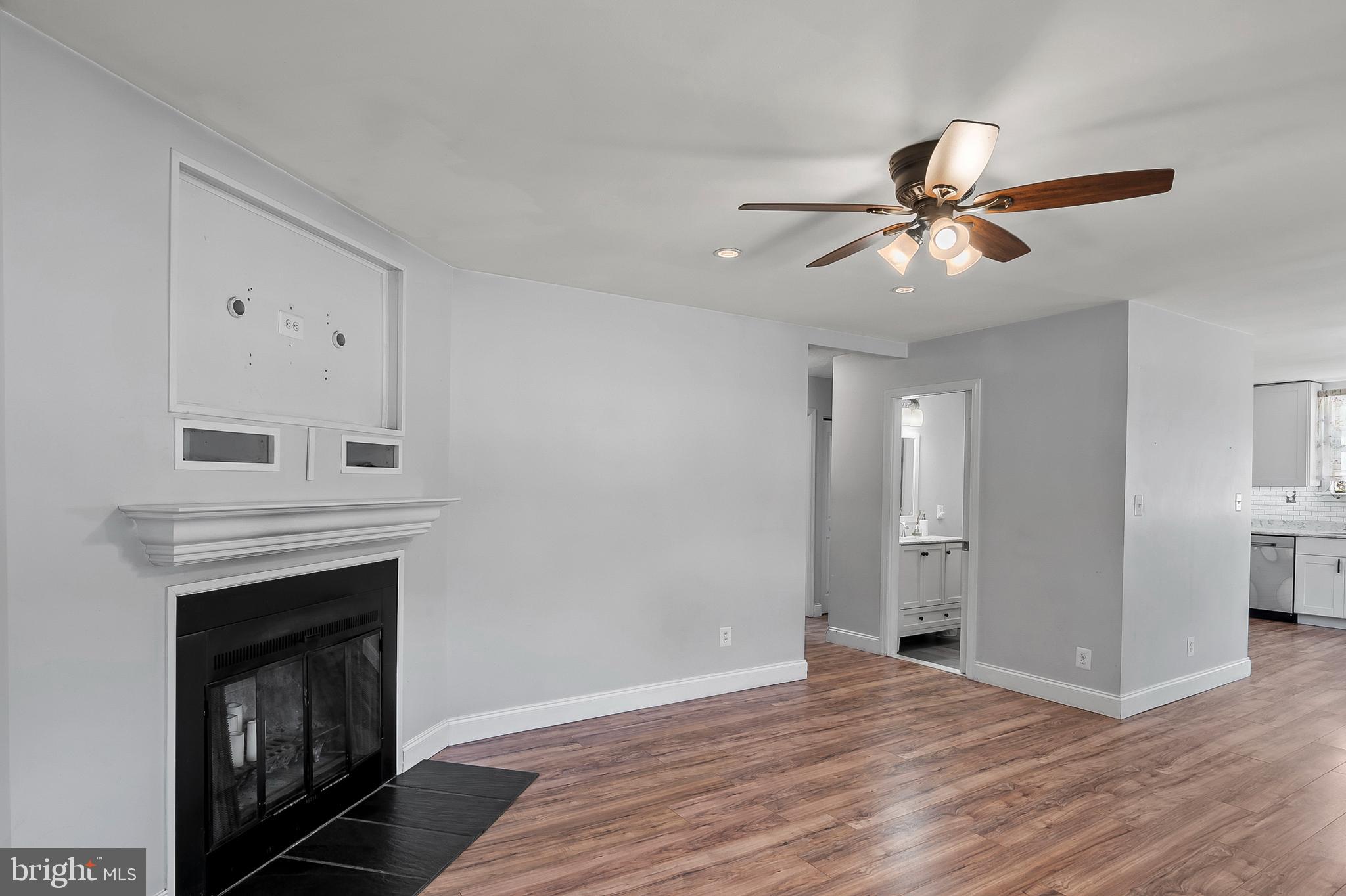 QUEENS PARK - Residential