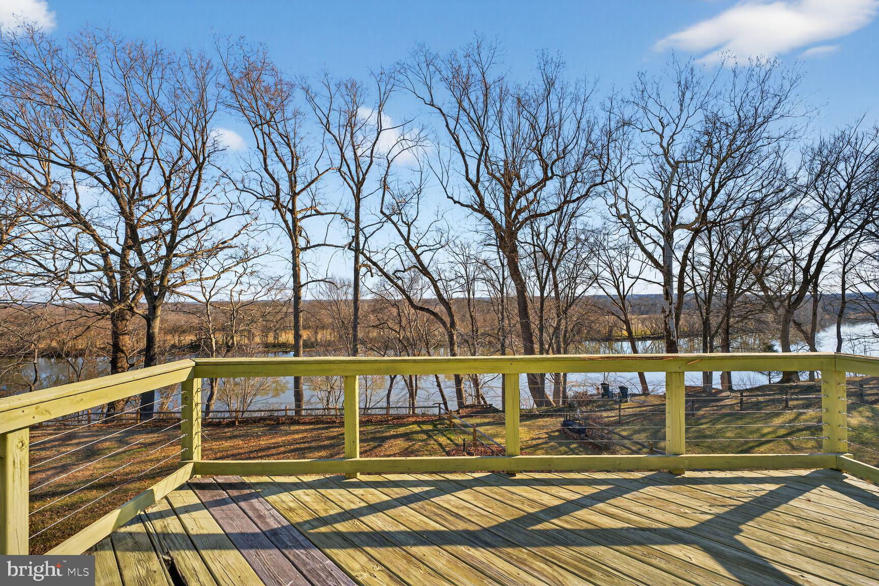 RIVER BEND - Residential