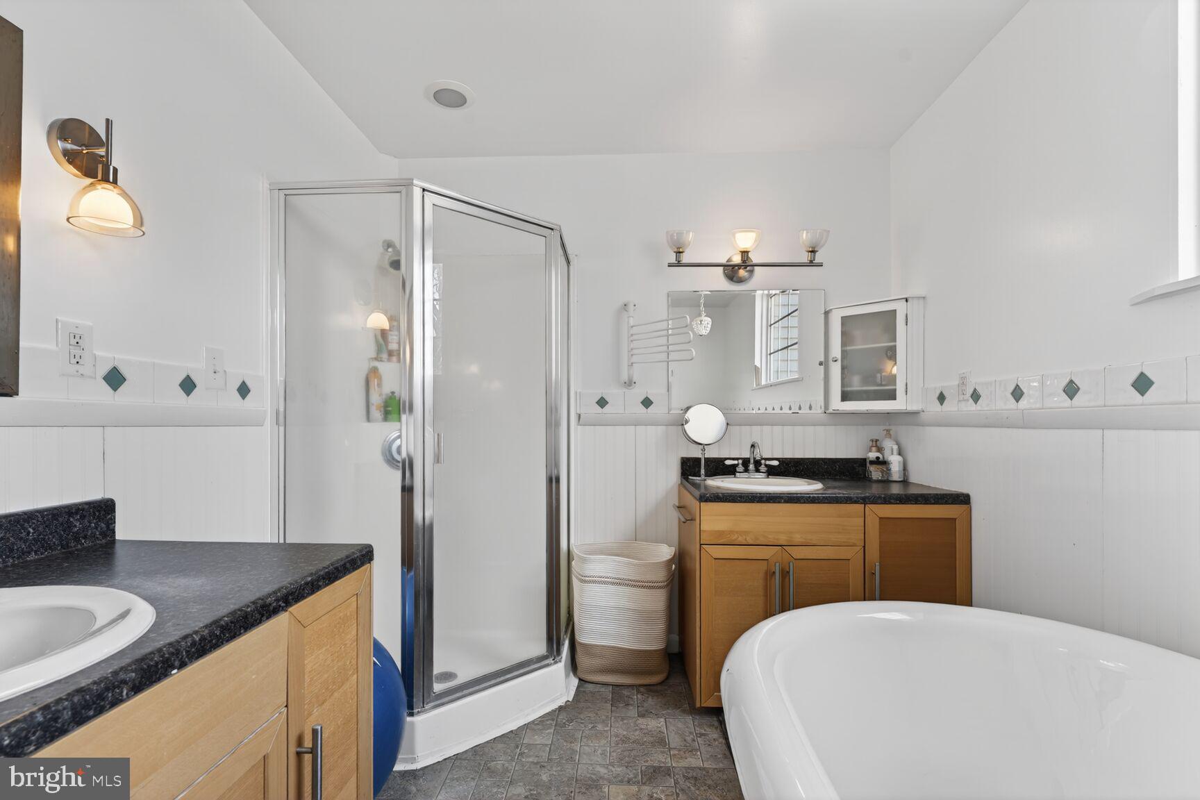 RIVER BEND - Residential