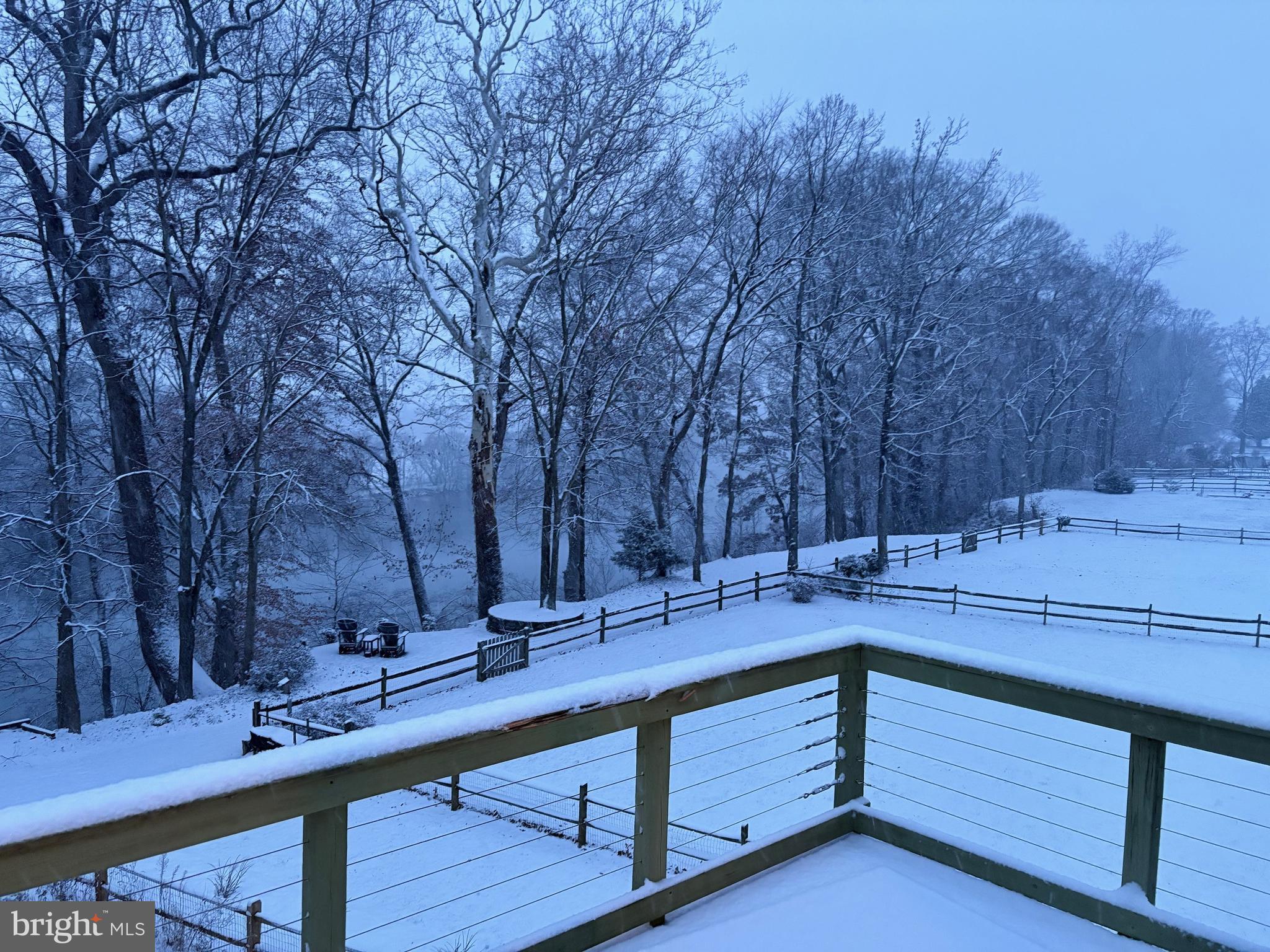 RIVER BEND - Residential