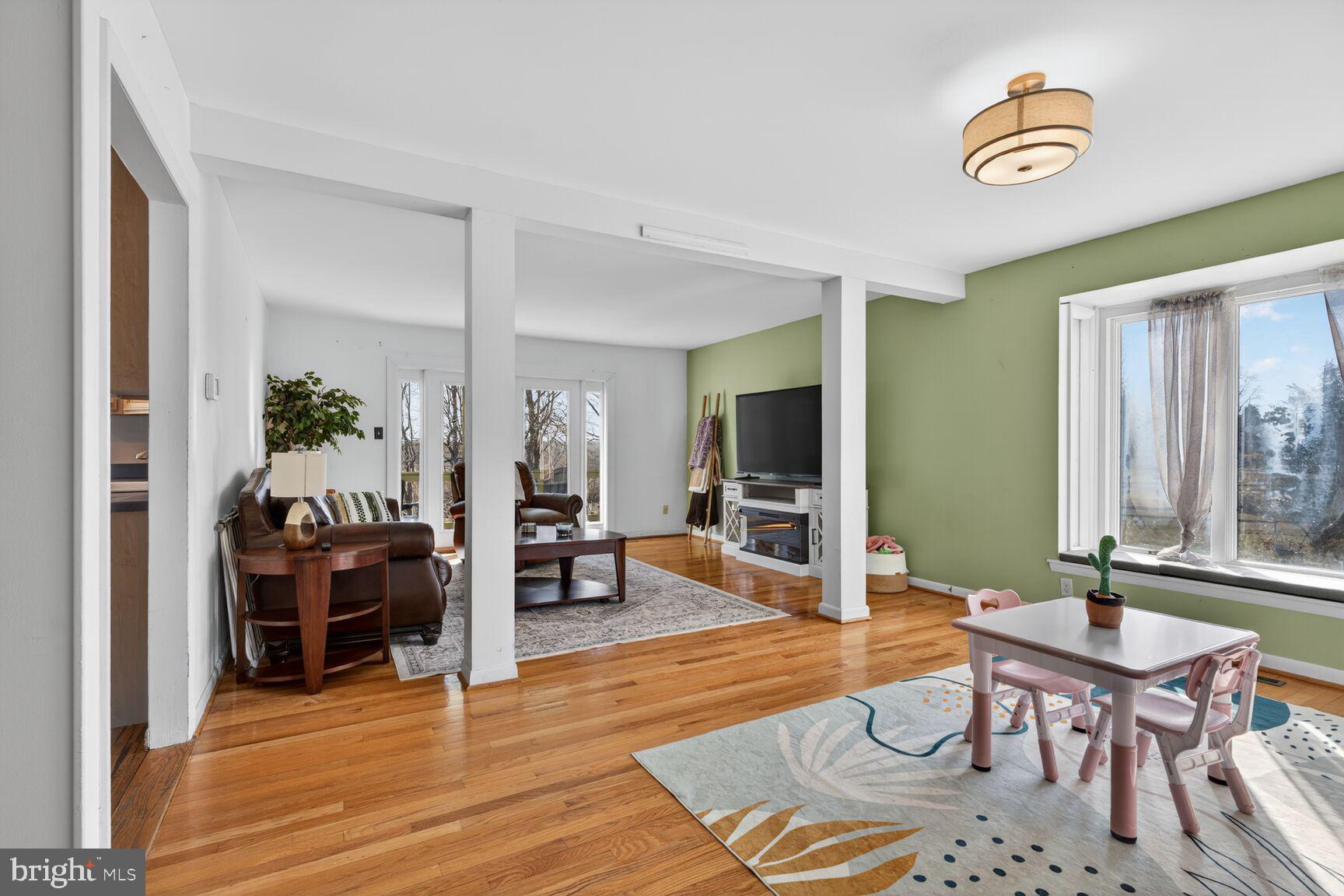 RIVER BEND - Residential