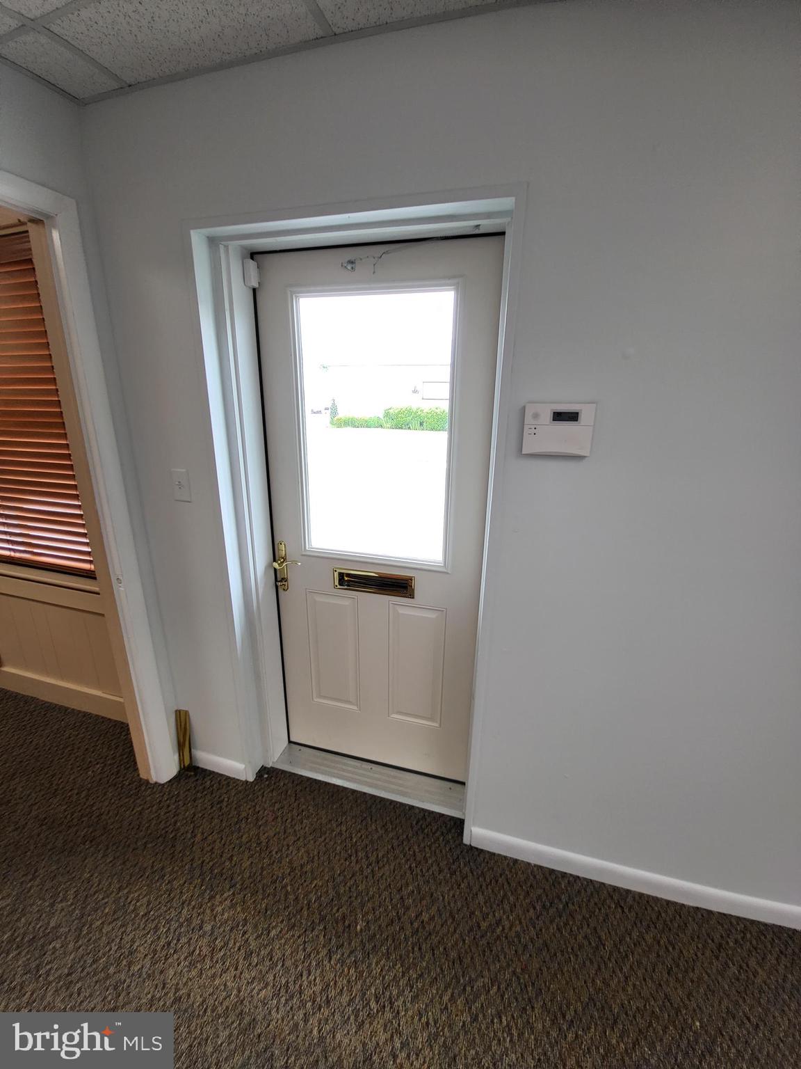 EASTON - Commercial Lease