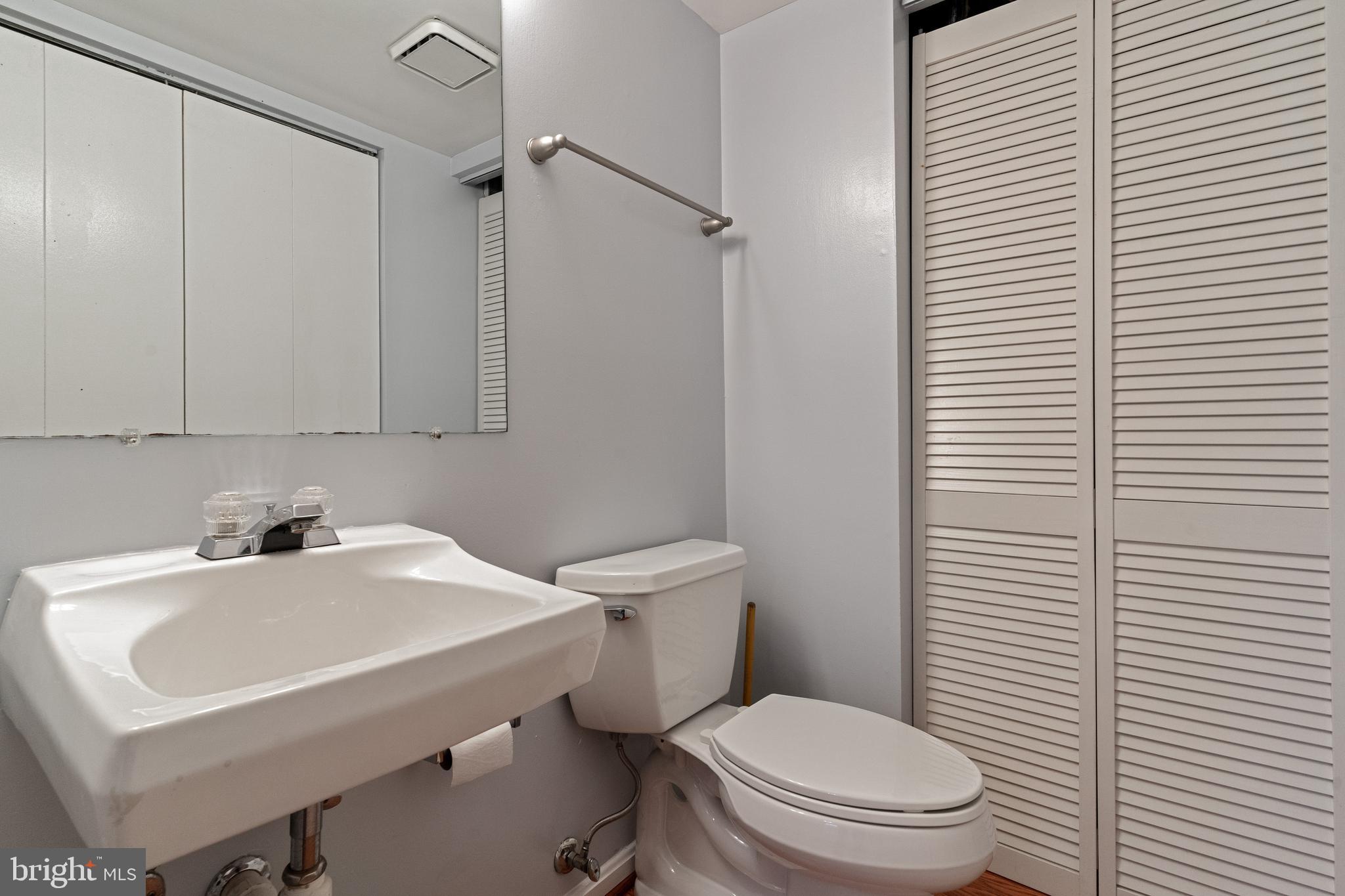 AVONSHIRE - Residential Lease