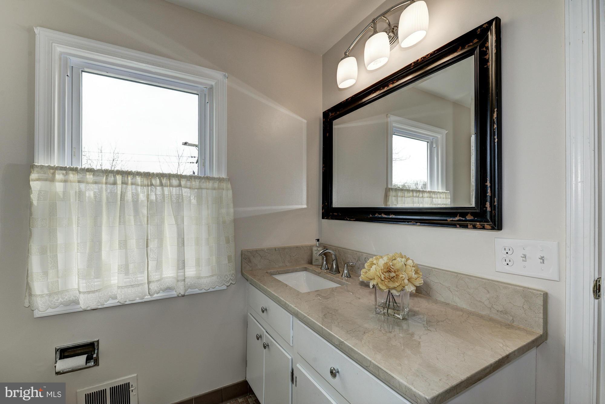 FOX HILLS - Residential