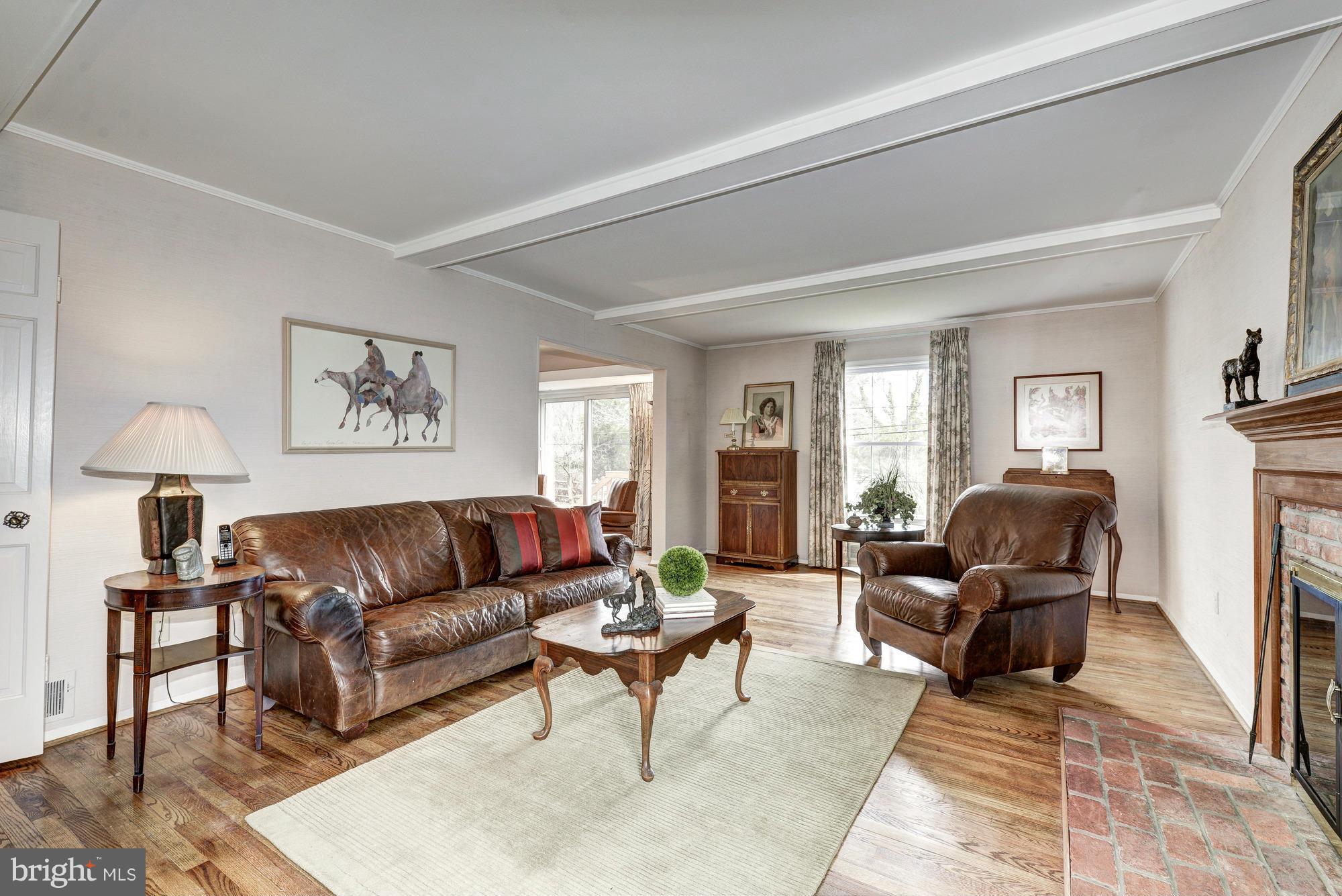 FOX HILLS - Residential