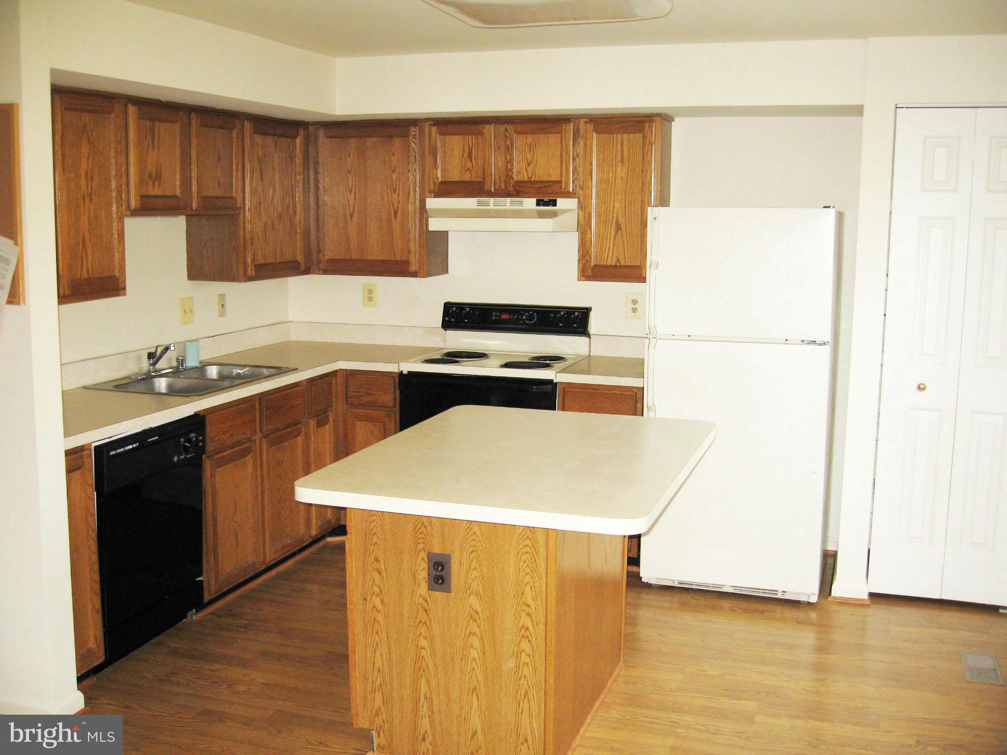 OLD BRIDGE ESTATES - Residential Lease