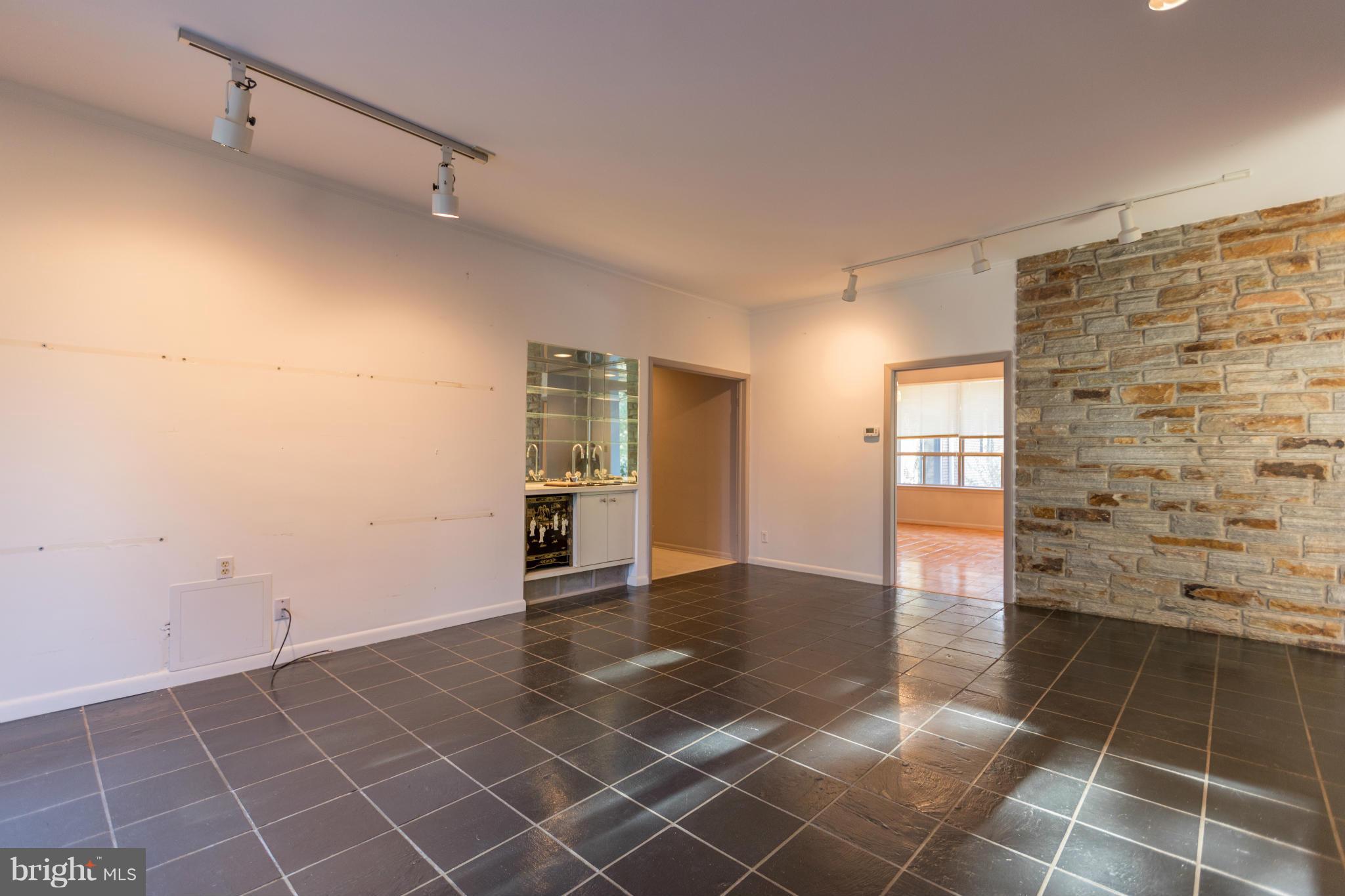 STEVENSON - Residential