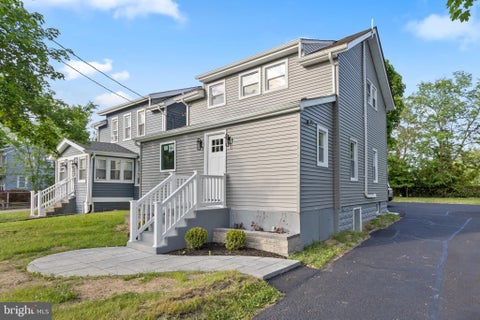 Homes For Sale - 256 Ewingville Road<br/> EWING, NJ 08638