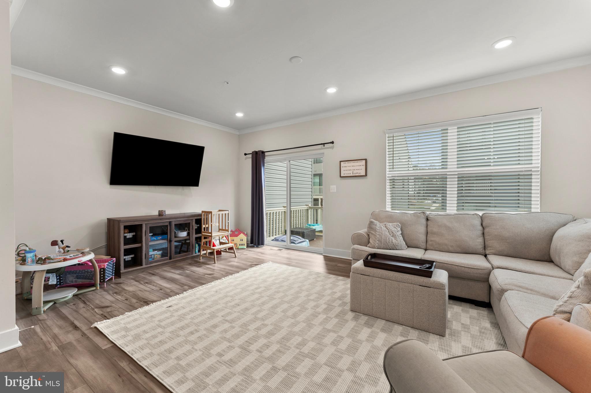 TANYARD SHORES - Residential