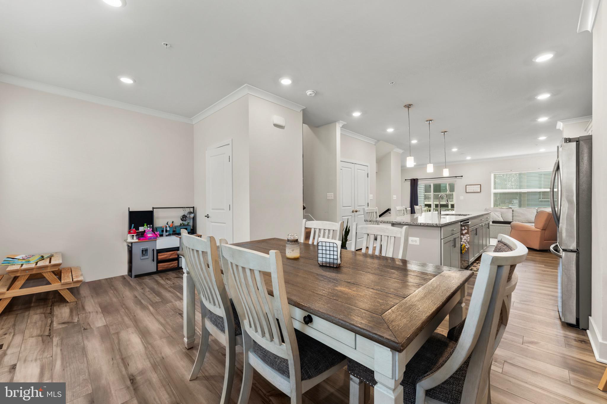 TANYARD SHORES - Residential