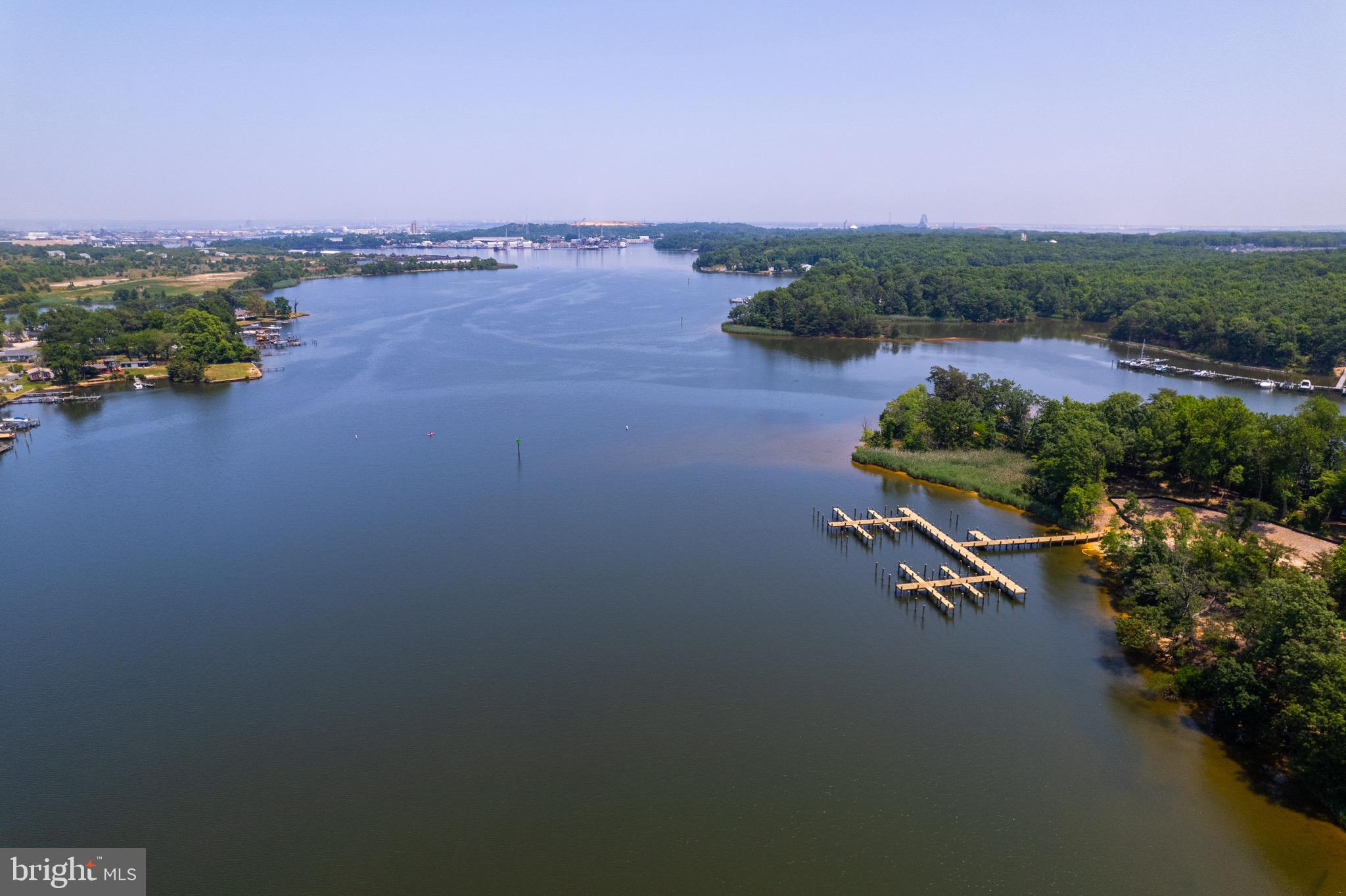 TANYARD SHORES - Residential