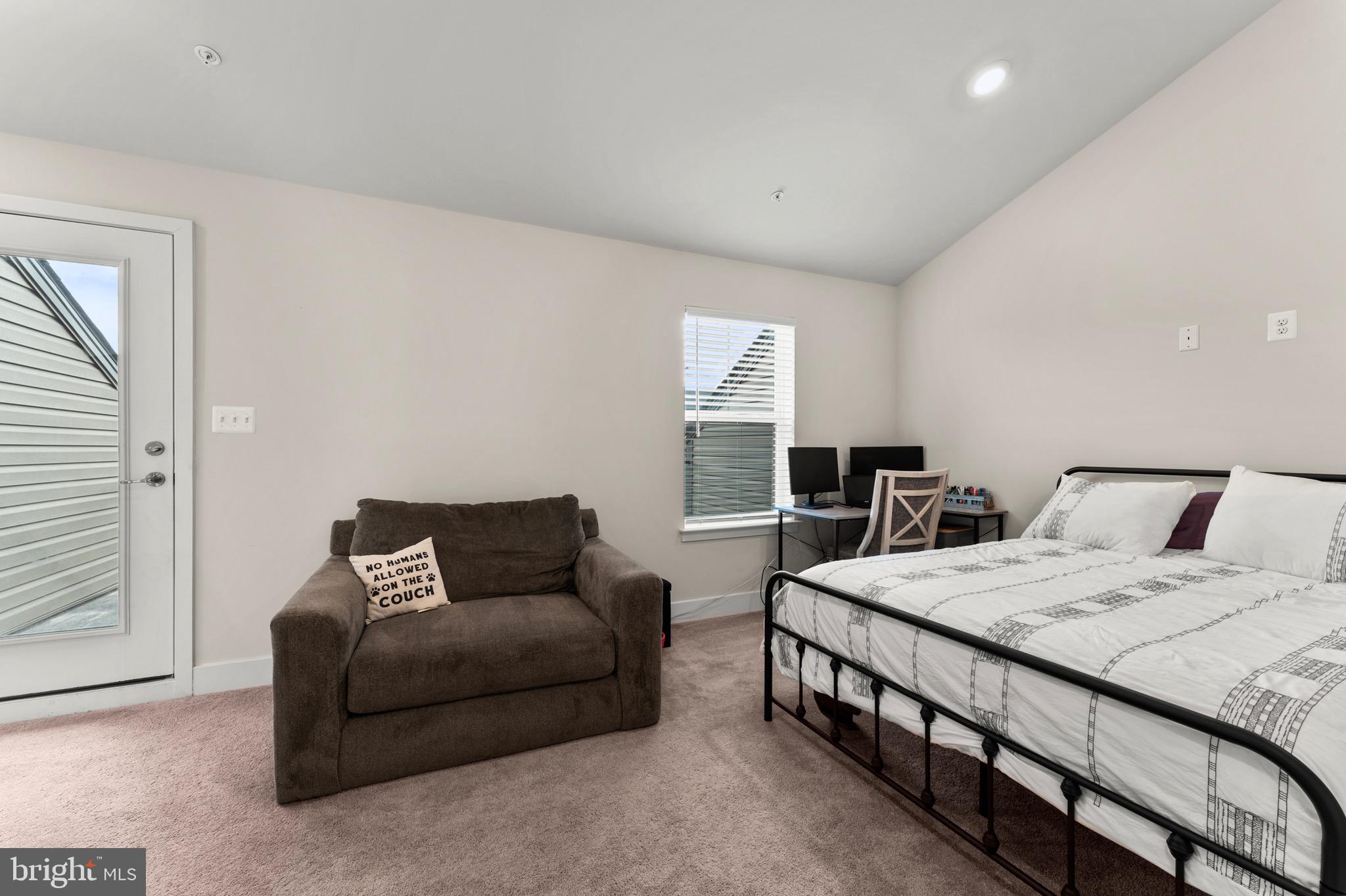 TANYARD SHORES - Residential