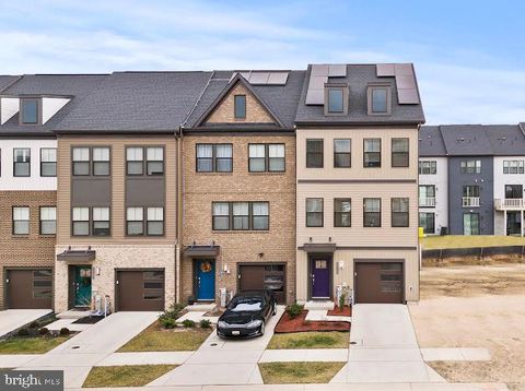 7711 RED MOON WAY GLEN BURNIE MD 21060