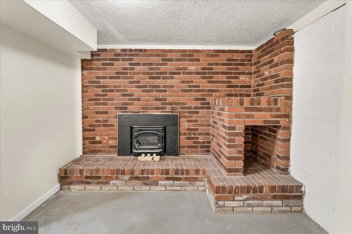 Westminster, Maryland 21157, United States, 3 Bedrooms Bedrooms, ,2 BathroomsBathrooms,Residential,Pending,99753