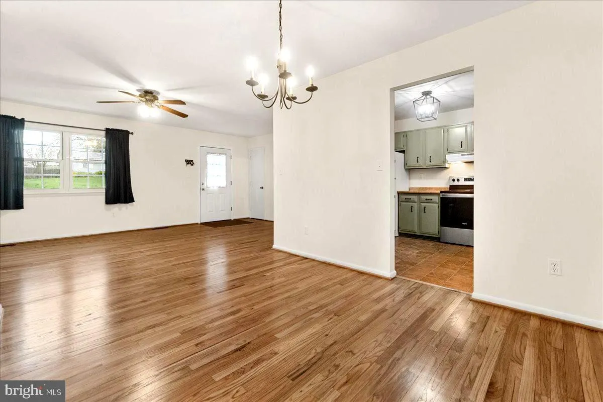 Westminster, Maryland 21157, United States, 3 Bedrooms Bedrooms, ,2 BathroomsBathrooms,Residential,Pending,99753