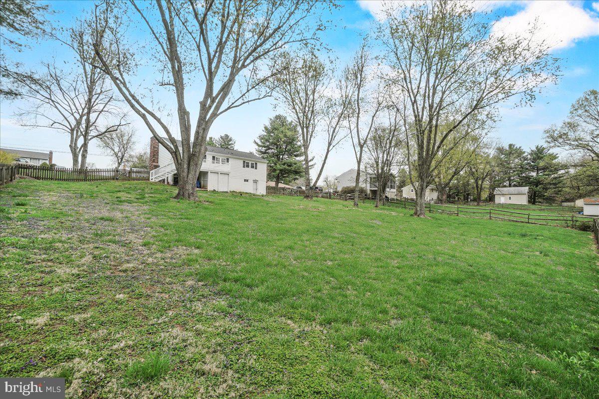 FAIR LEA HILLS - Residential