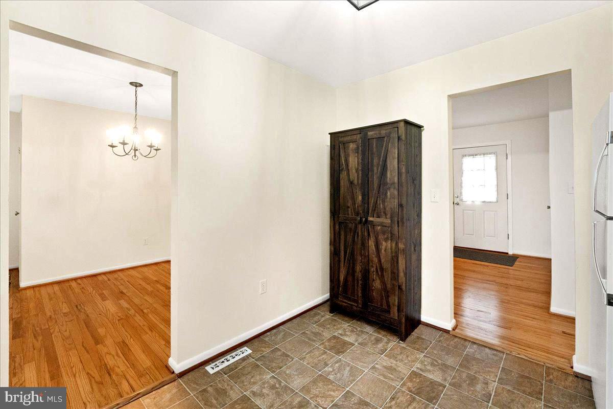 FAIR LEA HILLS - Residential