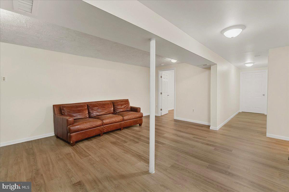 FAIR LEA HILLS - Residential