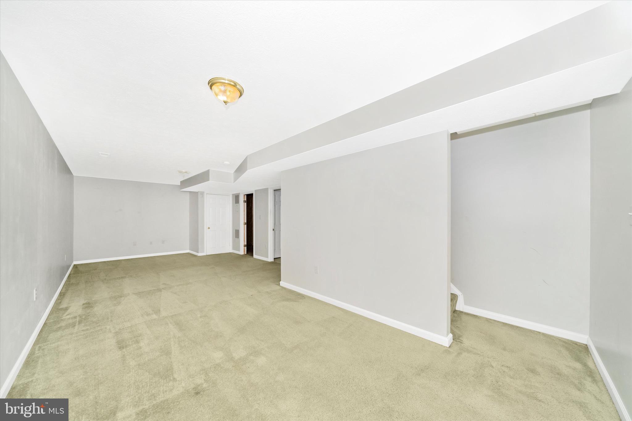 OPEQUON MEADOWS - Residential