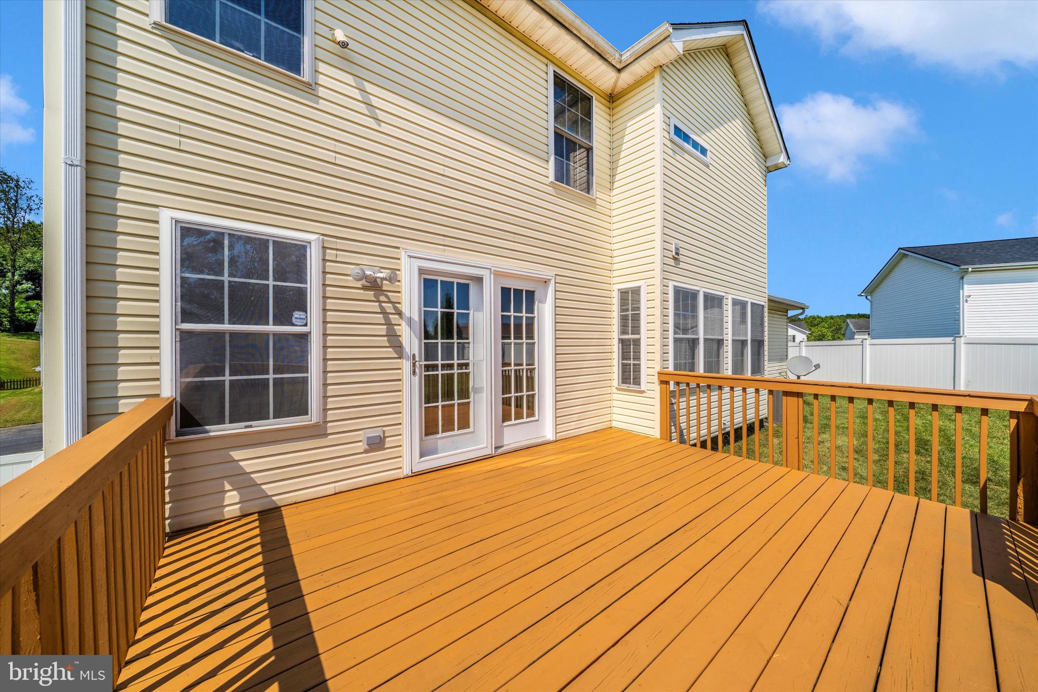 OPEQUON MEADOWS - Residential